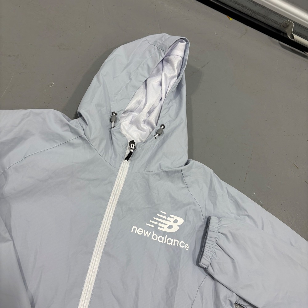 New Balance Womens Hooded Windbreaker Jacket Light Blue Mesh Lined Size M